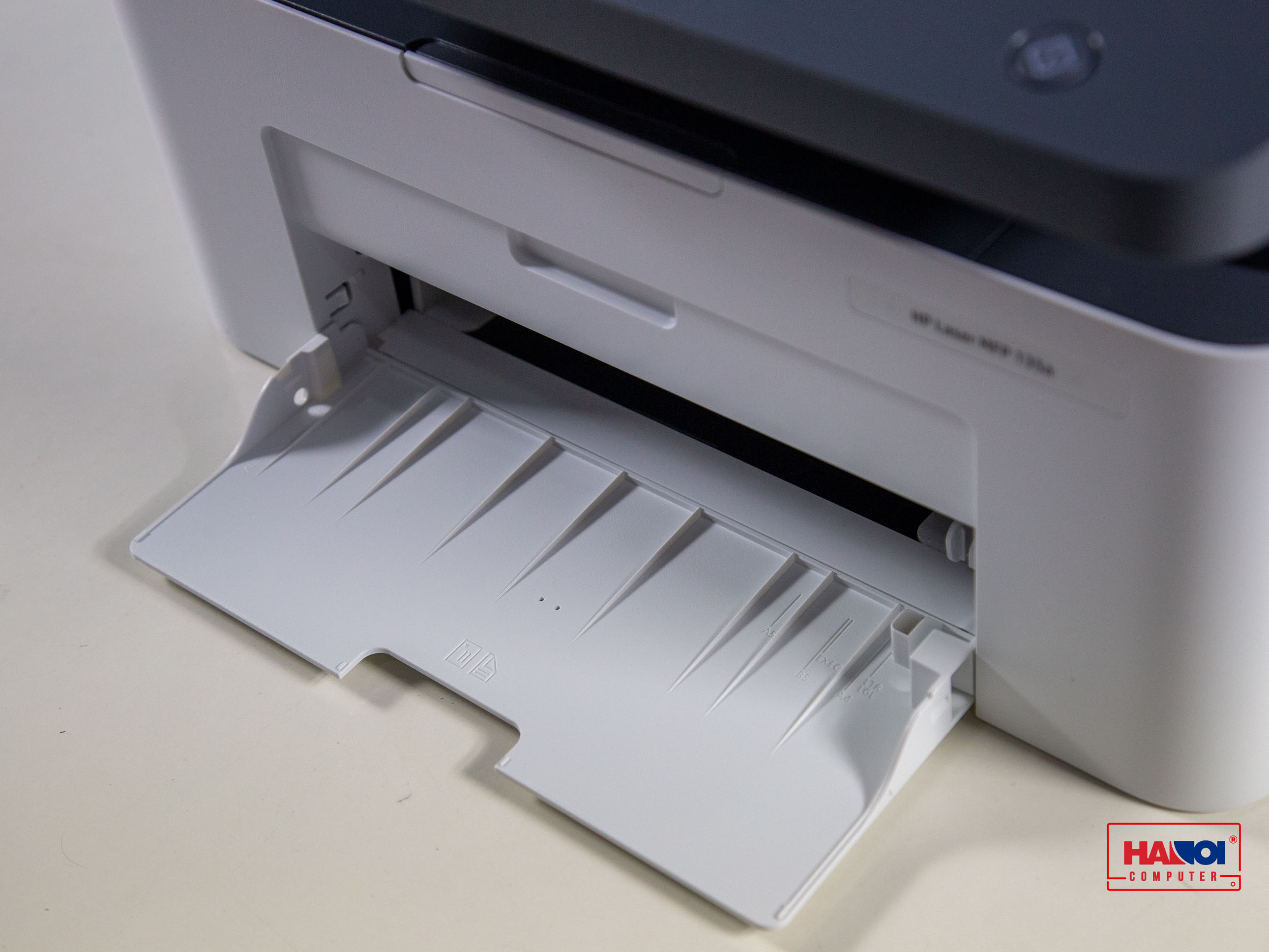 Khay giấy lớn Máy in đa chức năng HP Laser MFP 135a 