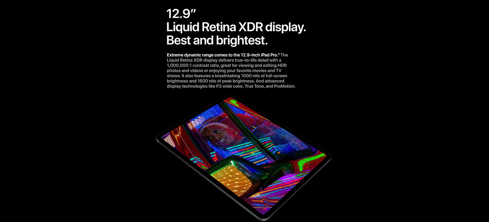 Khả năng hiển thị tuyệt vời với công nghệ Liquid Retina XDR 