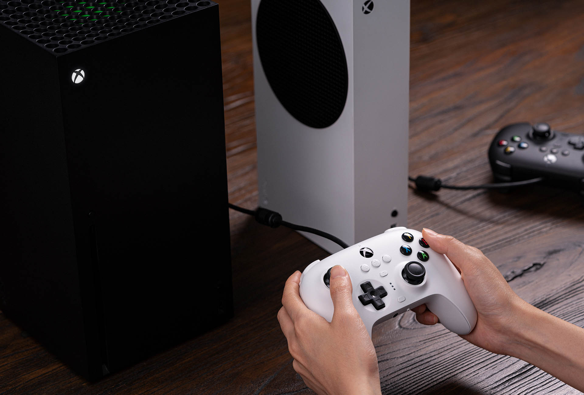 8BitDo Ultimate Wired Controller cho Xbox/PC màu đen 1
