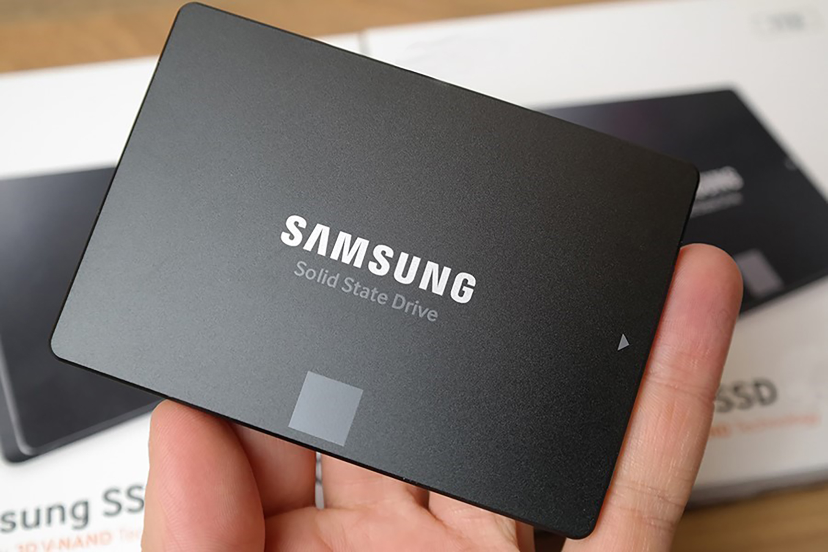 Ổ cứng SSD Samsung 860 EVO 500GB 2.5 inch SATA3 (Đọc 550MB/s - Ghi 520MB/s) 4
