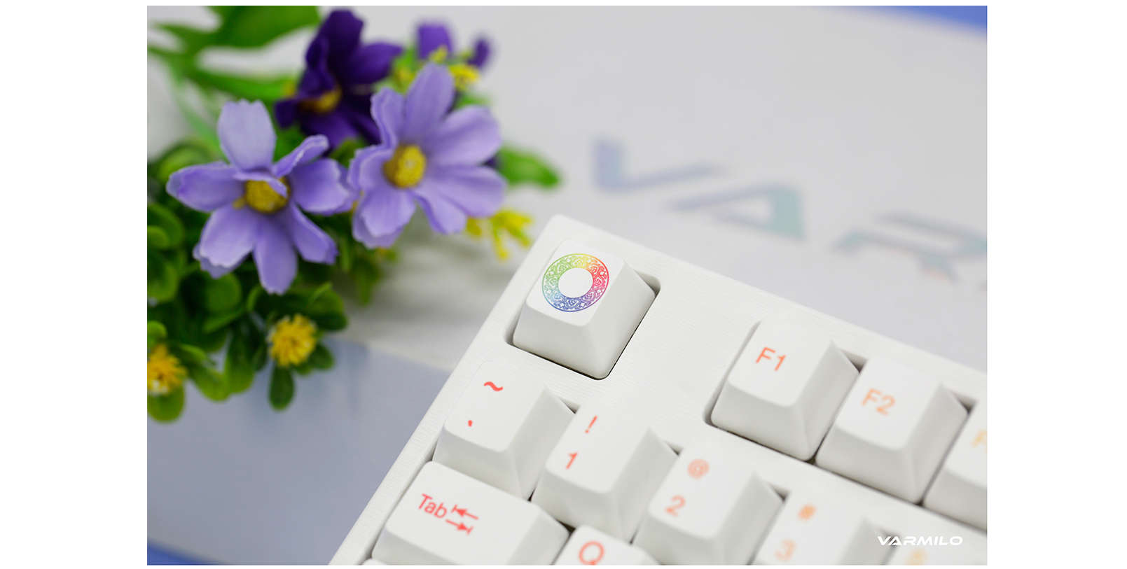 Bàn phím cơ Varmilo VA108M Rainbow Led RGB - Mechanical Cherry Brown Switch sử dụng bộ switch Cherry MX cao cấp