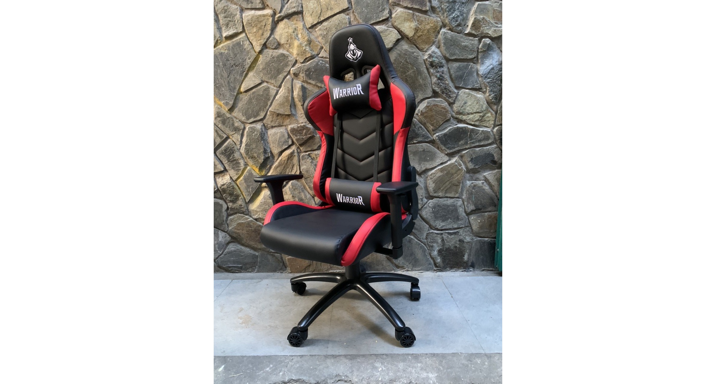 Ghế Gamer Warrior Raider Series Black/Red (WGC206) trang bị chân ghế với thiết kế giảm tiếng ồn