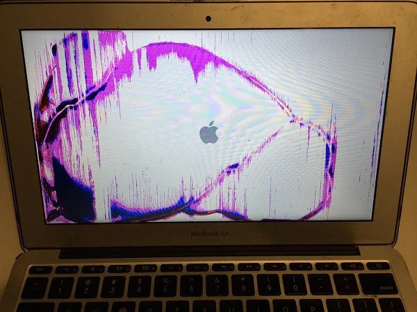 Nguyên nhân màn hình laptop bị chảy mực? Cách khắc phục nhanh chóng