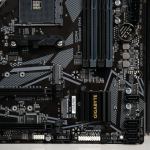 Mainboard Gigabyte B550M-DS3H (AMD B550, Socket AM4, m-ATX, 4 khe RAM DDR4)