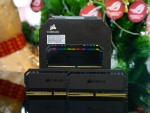 Ram Desktop Corsair Dominator Platinum Black RGB (CMT32GX4M2E3200C16) 32GB (2x16G) DDR4 3200MHz