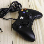 Tay cầm chơi game có dây Microsoft Xbox 360 (Refurbished)