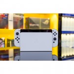 Máy chơi game Nintendo Switch OLED White (Trắng )