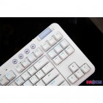 Bàn phím game không dây Logitech G715 TKL RGB Aurora Off White Tactile (920-010467)