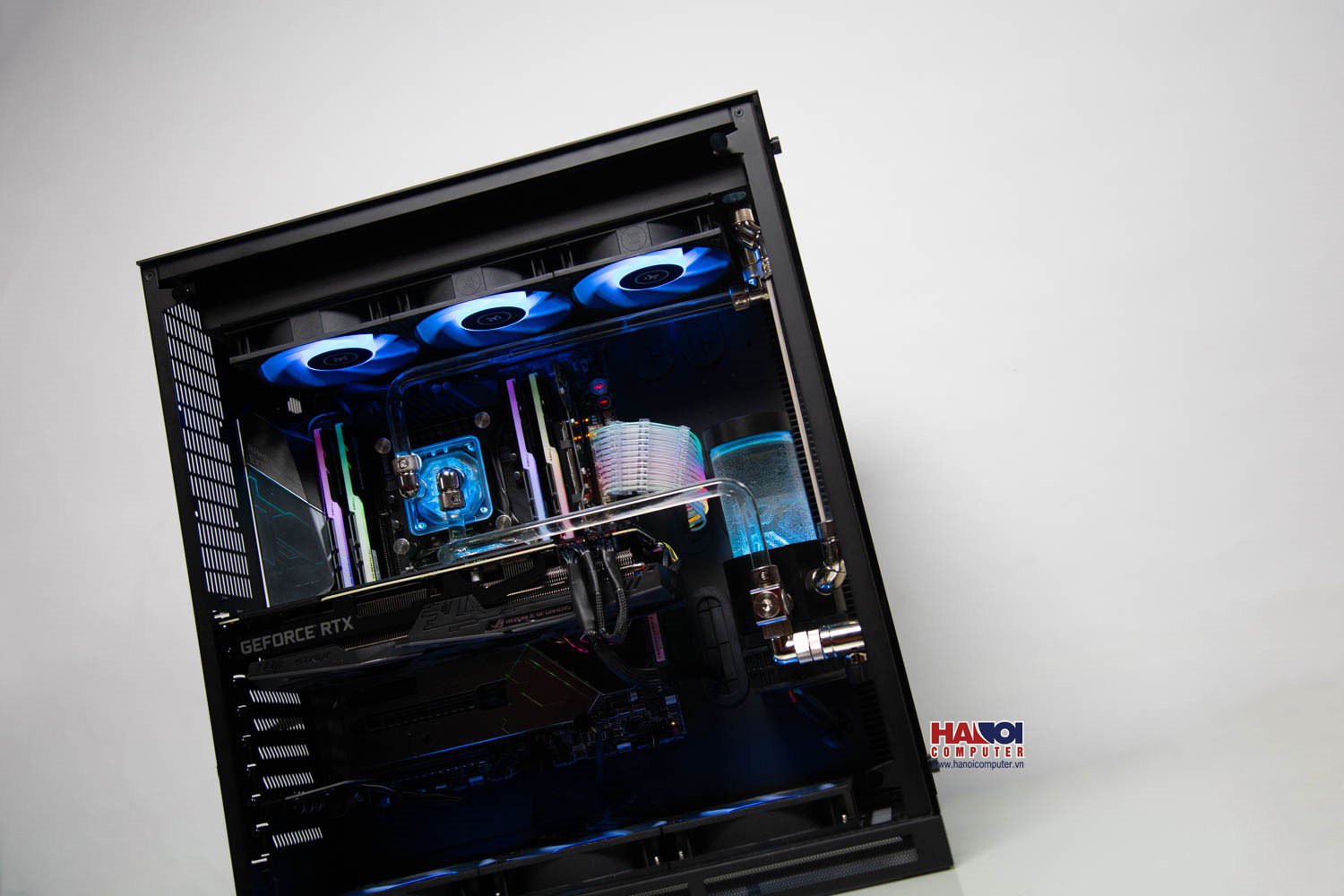 44888_modding_pc_lianli_o11wx_ht_32_clear_sky_7.jpg 6