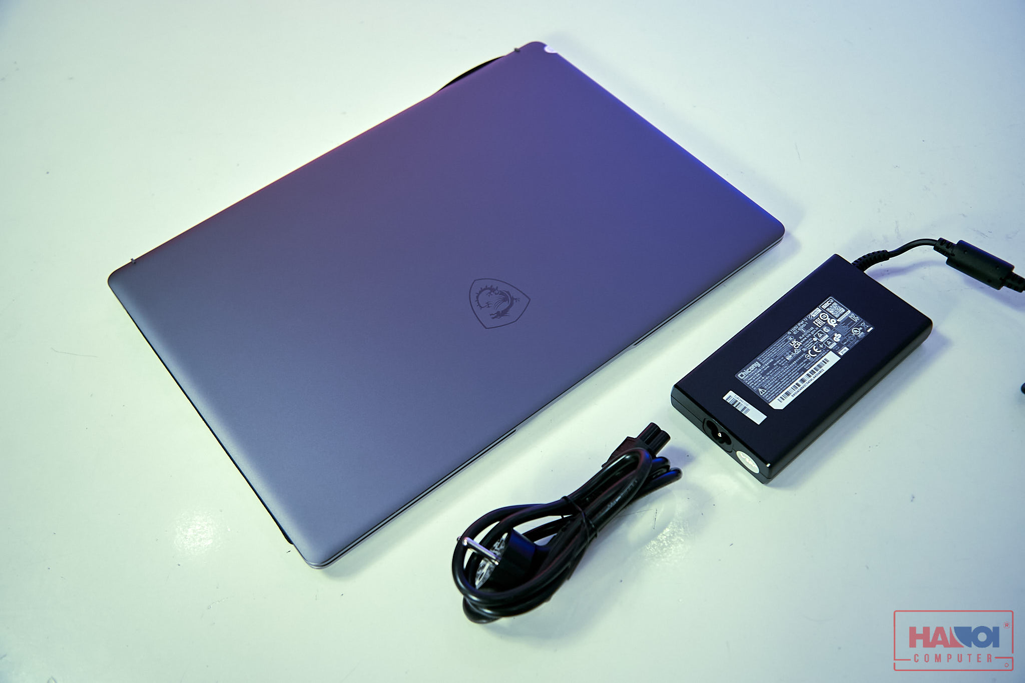 Laptop MSI Creator Z16P (B12UGST-044VN) (i7 12700H 32GB RAM/2TB SSD/RTX3070Ti Max Q 8G/16.0 inch QHD+ 165Hz Touch/Bút cảm ứng/Win 11/Xám) (2022)