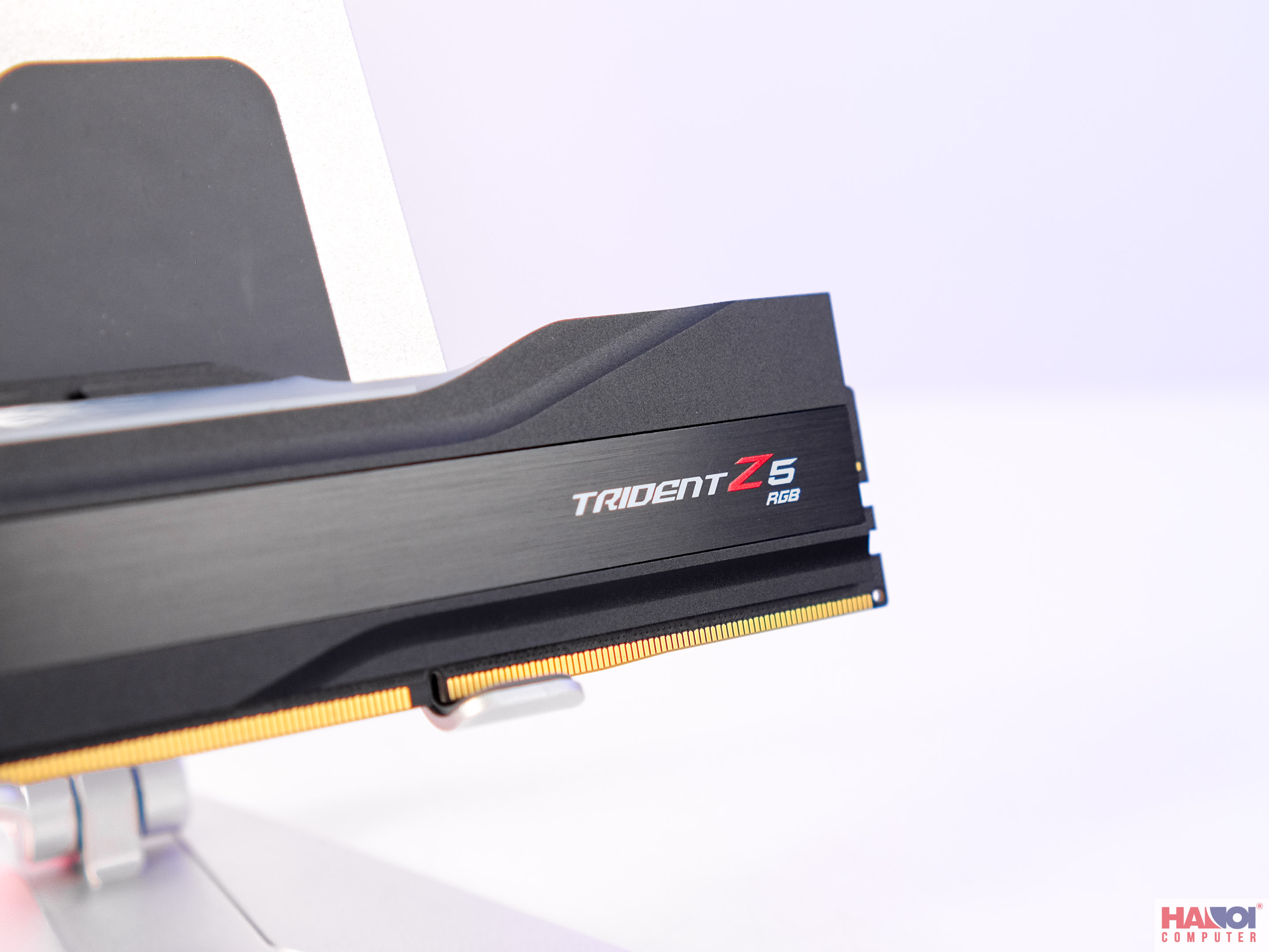 Ram Desktop Gskill Trident Z5 RGB (F5-6000J3636F16GX2-TZ5RK) 32G (2x16B) DDR5 6000Mhz