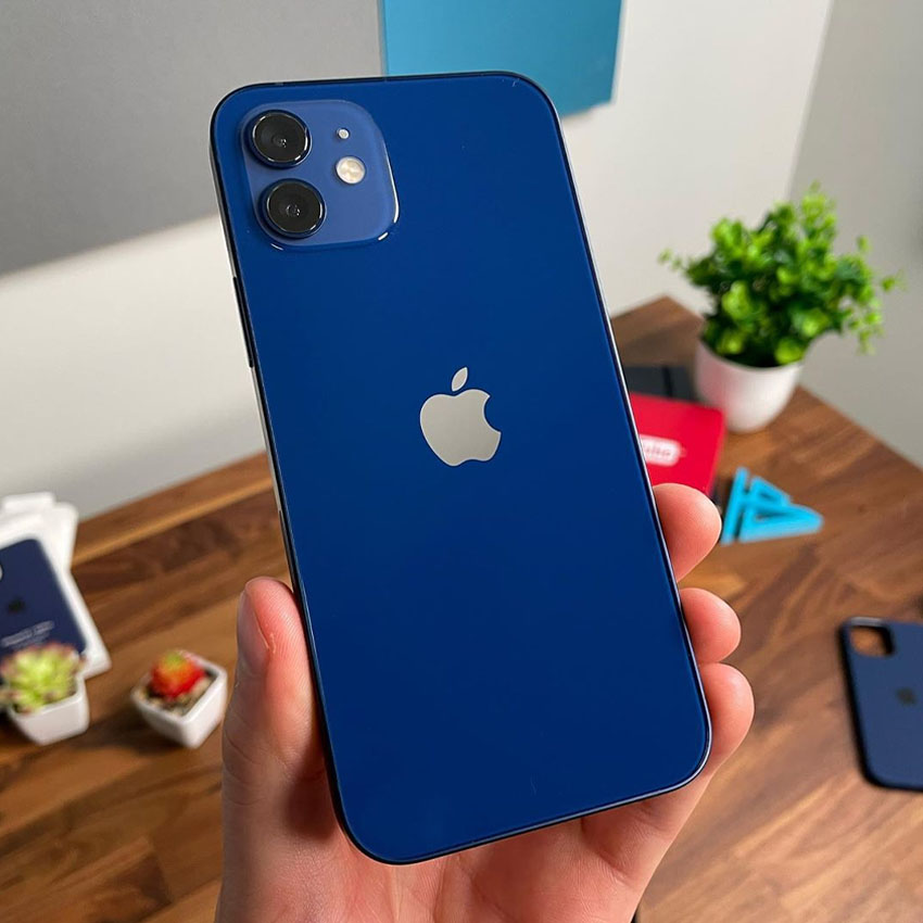 64650_iphone_12_0.jpg 1