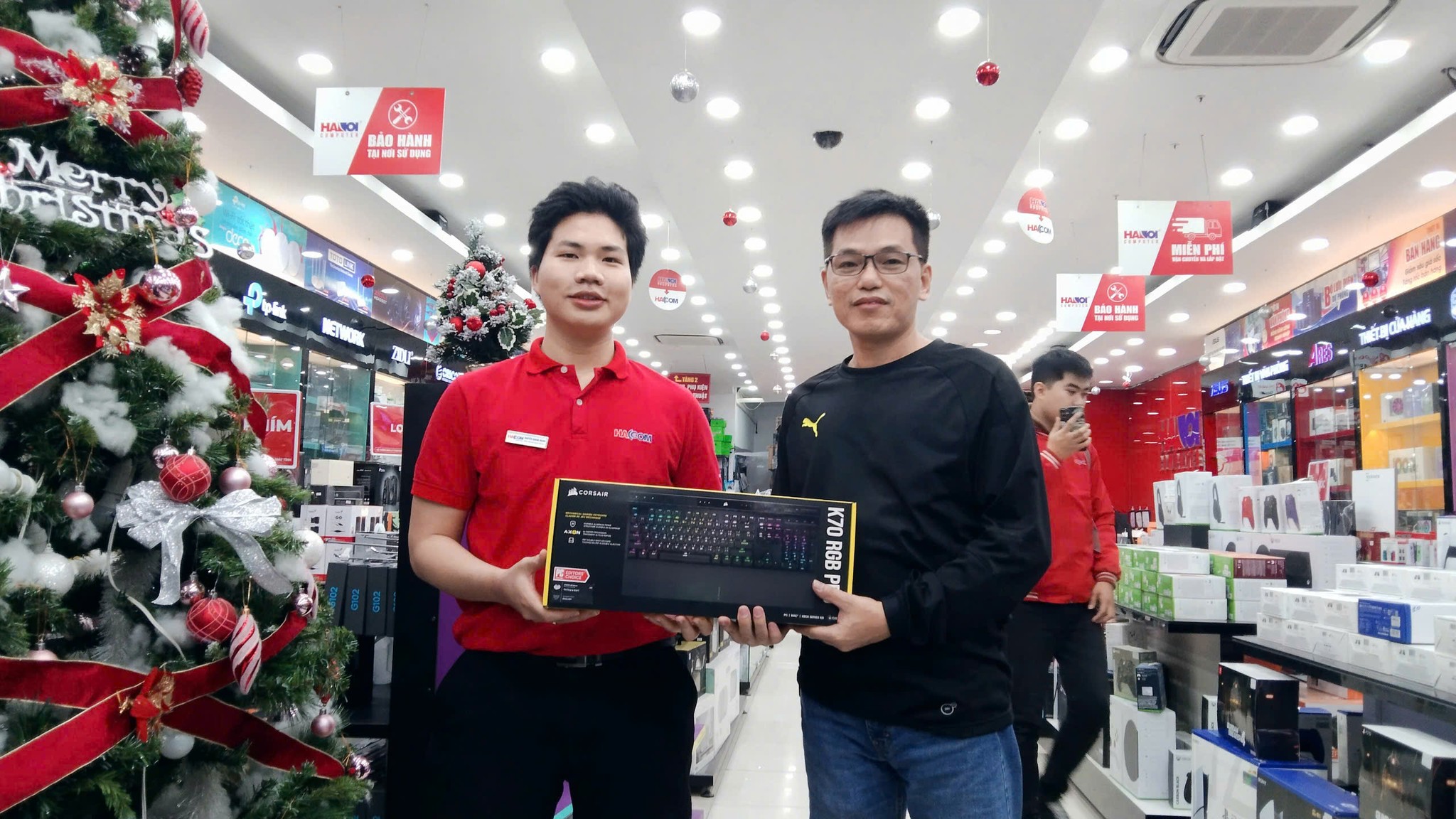 65669_ban_phim_game_corsair_k70_rgb_pro_red_sw_usb_ch_9109410_na_kh.jpg 8