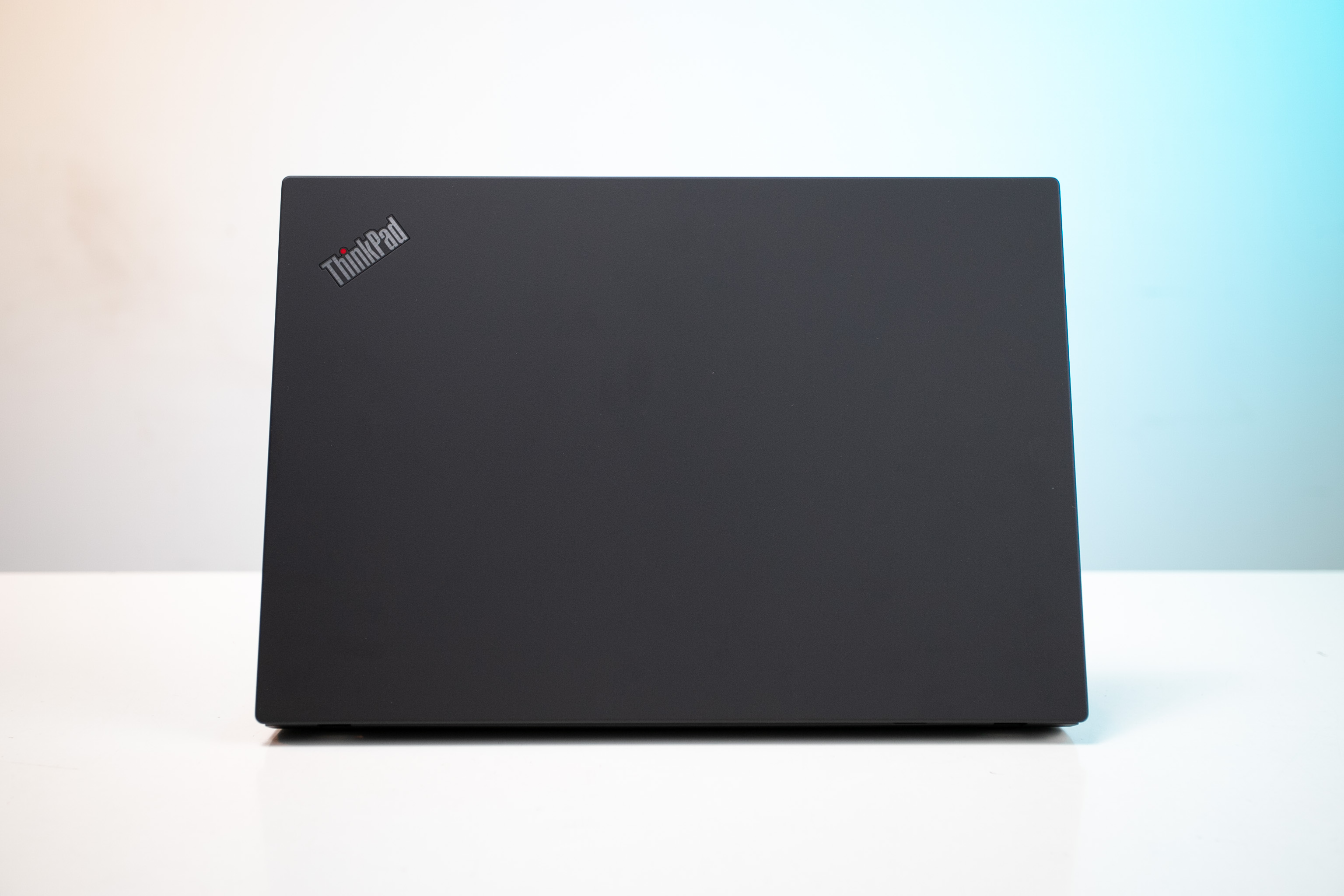 Laptop Lenovo Thinkpad T14 Gen 3 (21AJS1HS00) (i7 1255U/16GB RAM/512GB SSD/14 FHD/Dos/Đen)