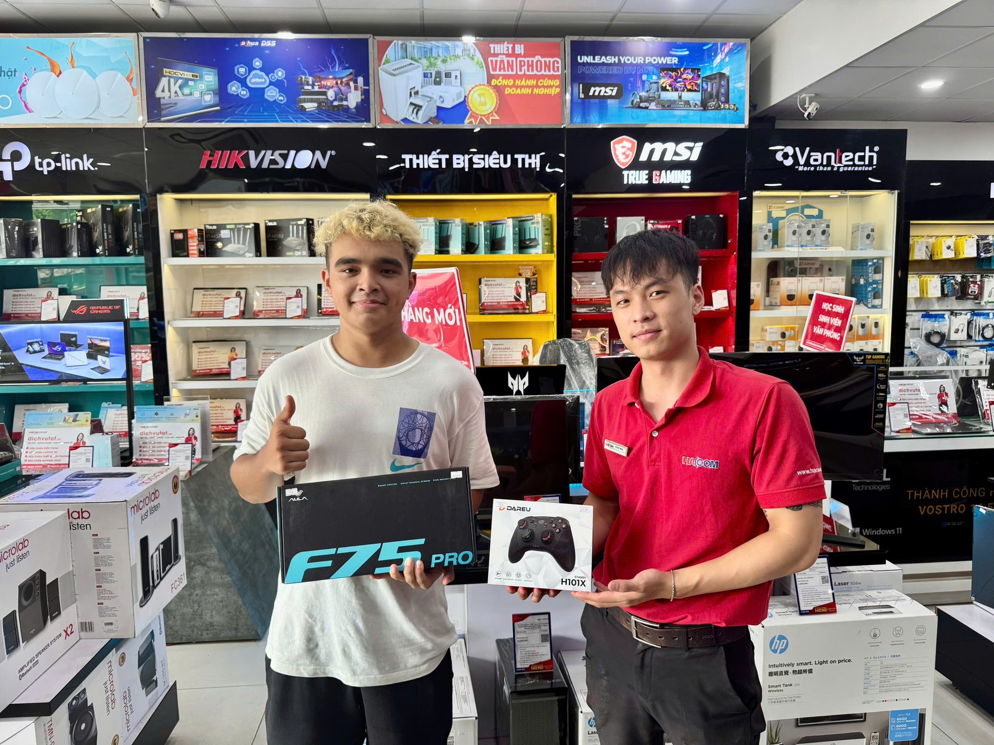 68115_506936287_1394486939353820_7282623599532340177_n.jpg 6