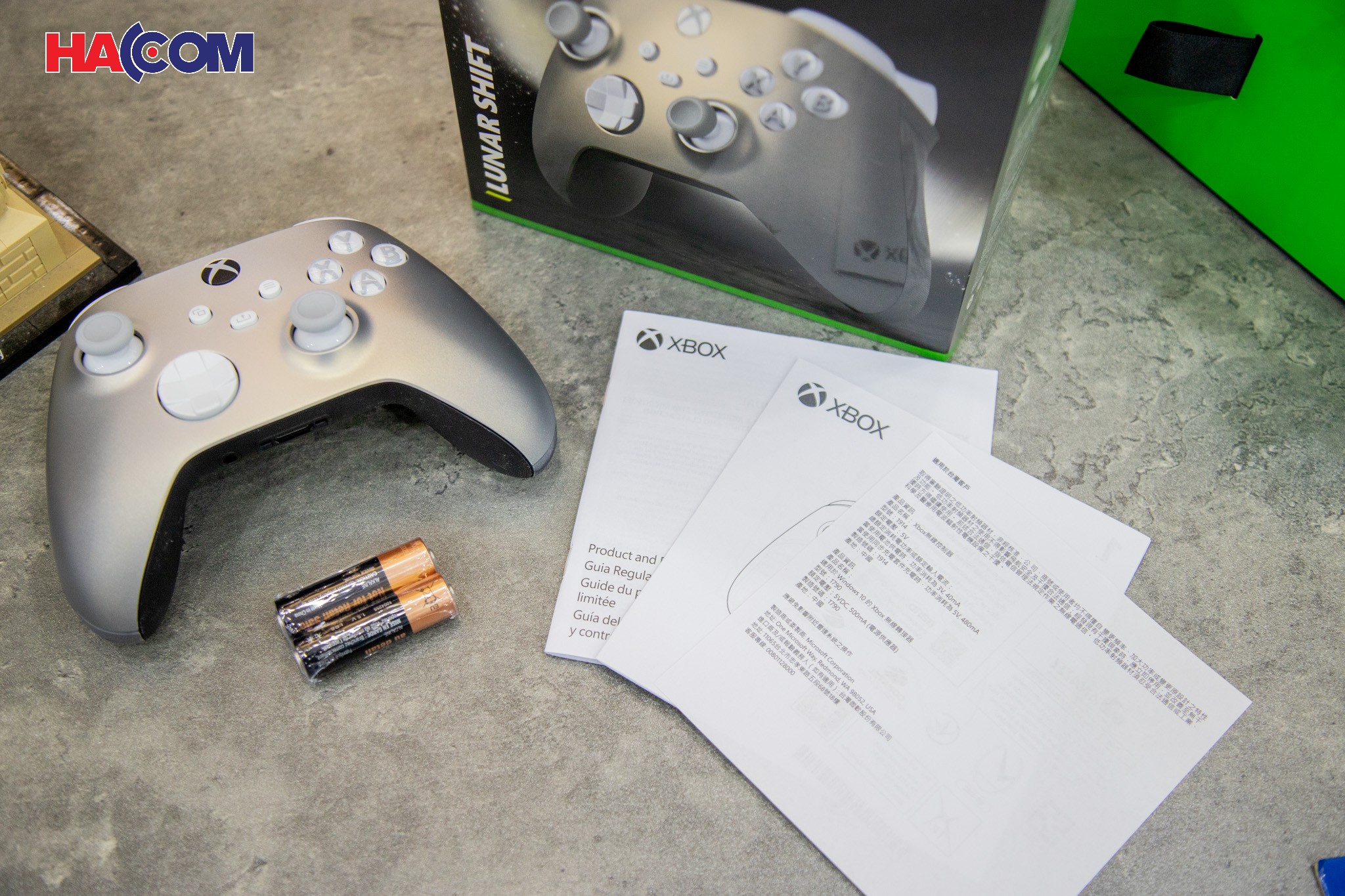 Tay cầm chơi game không dây Xbox One Series X -Luna Shift