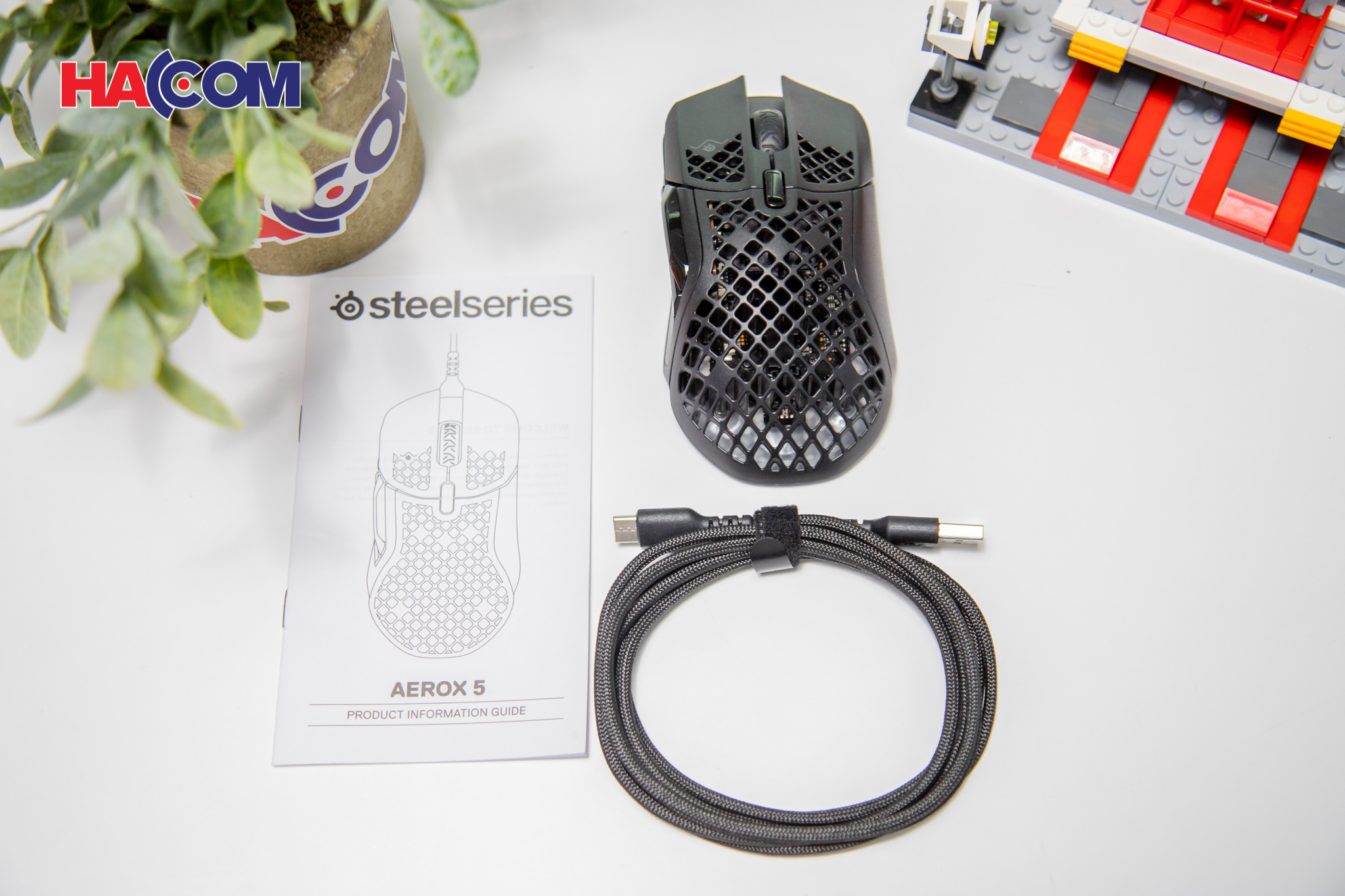 Chuột gaming có dây SteelSeries Aerox 5 62401