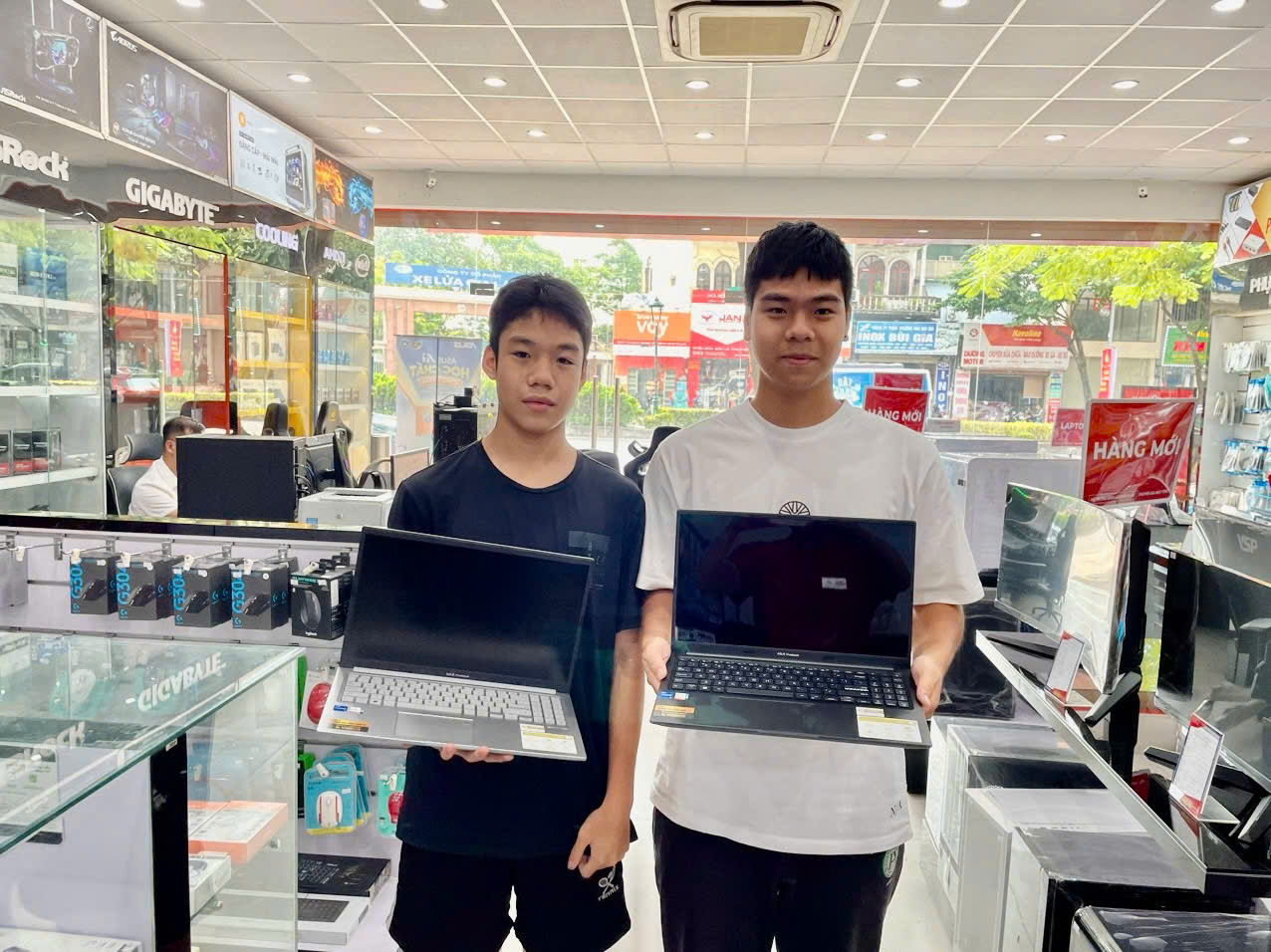 75785_ltas_49.jpg 23