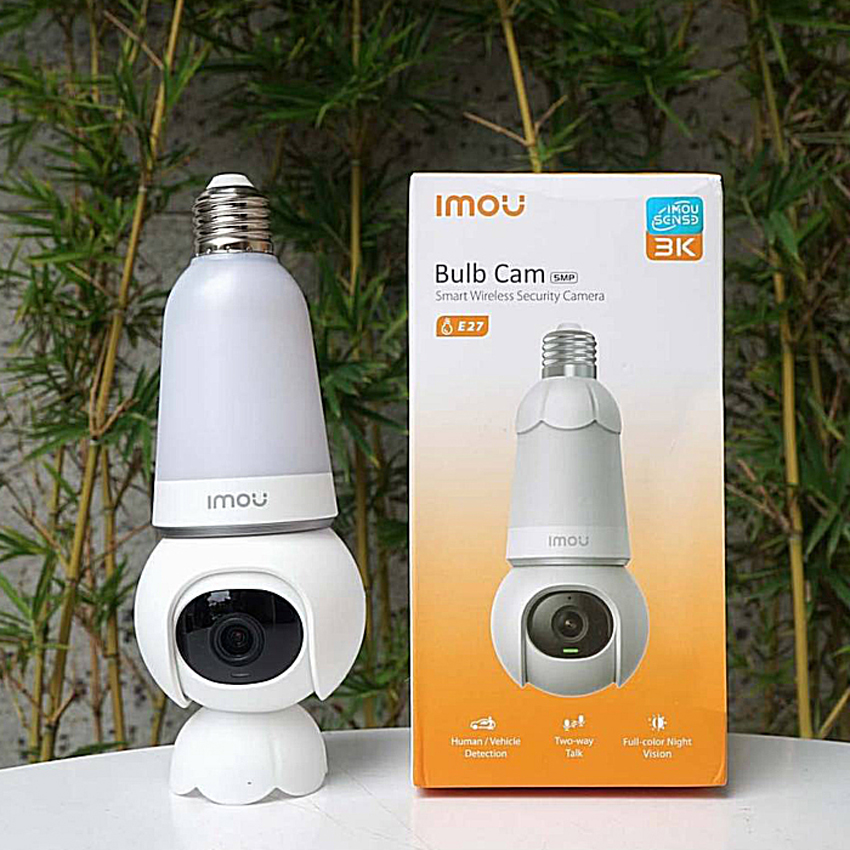 Camera Wifi quay quét bóng đèn 5mp Imou IPC-S6DP-5M0WEB-E27