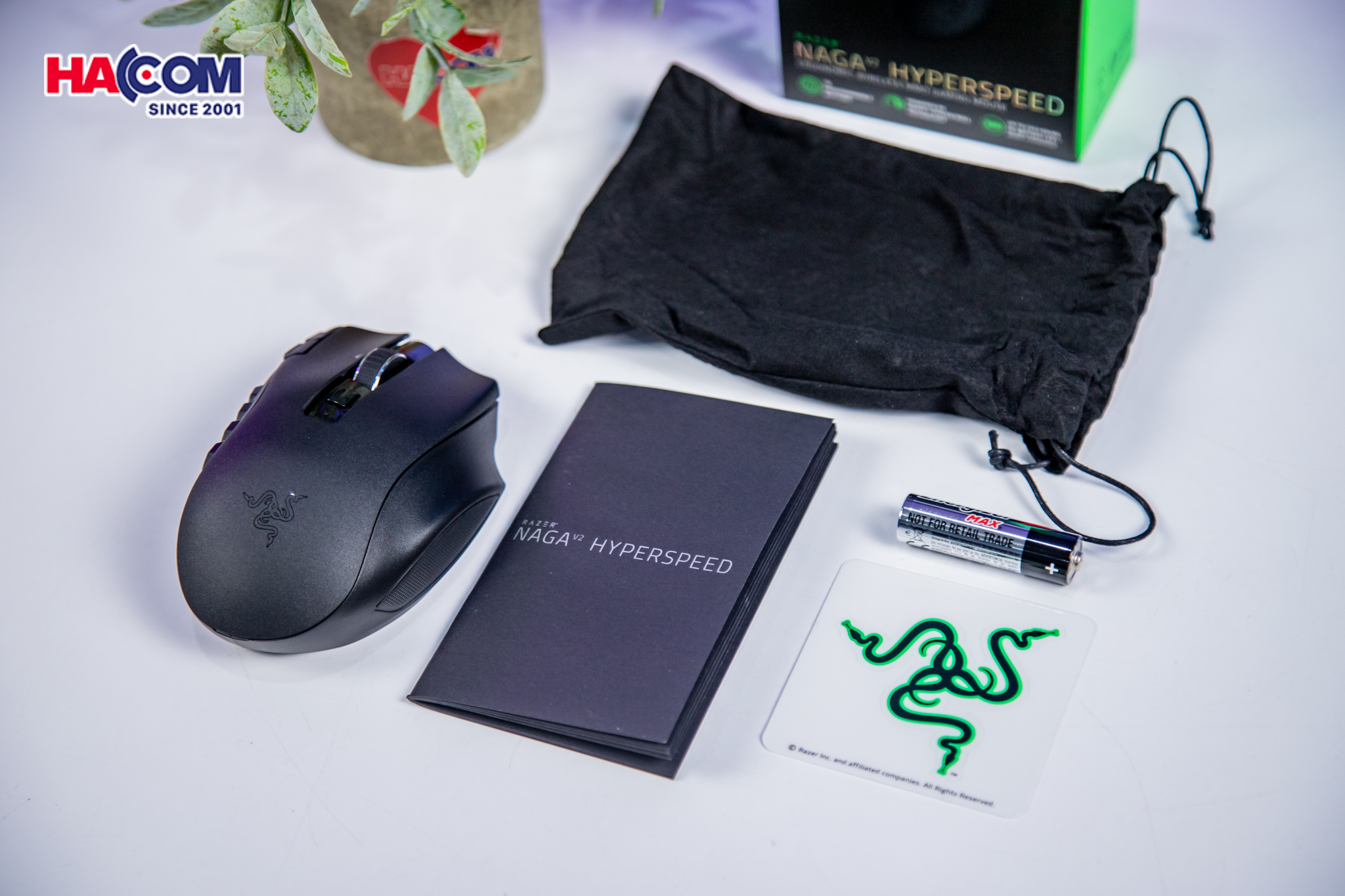 76734_chuot_gaming_khong_day_razer_naga_v2_hyperspeed___rz01_03600100_r3a1_03.jpg 8