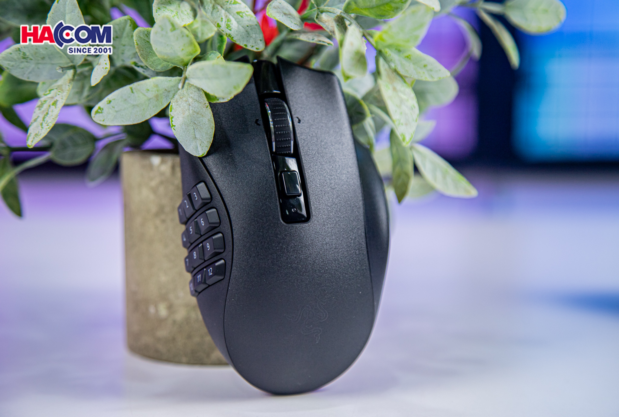 76734_chuot_gaming_khong_day_razer_naga_v2_hyperspeed___rz01_03600100_r3a1_05.jpg 10