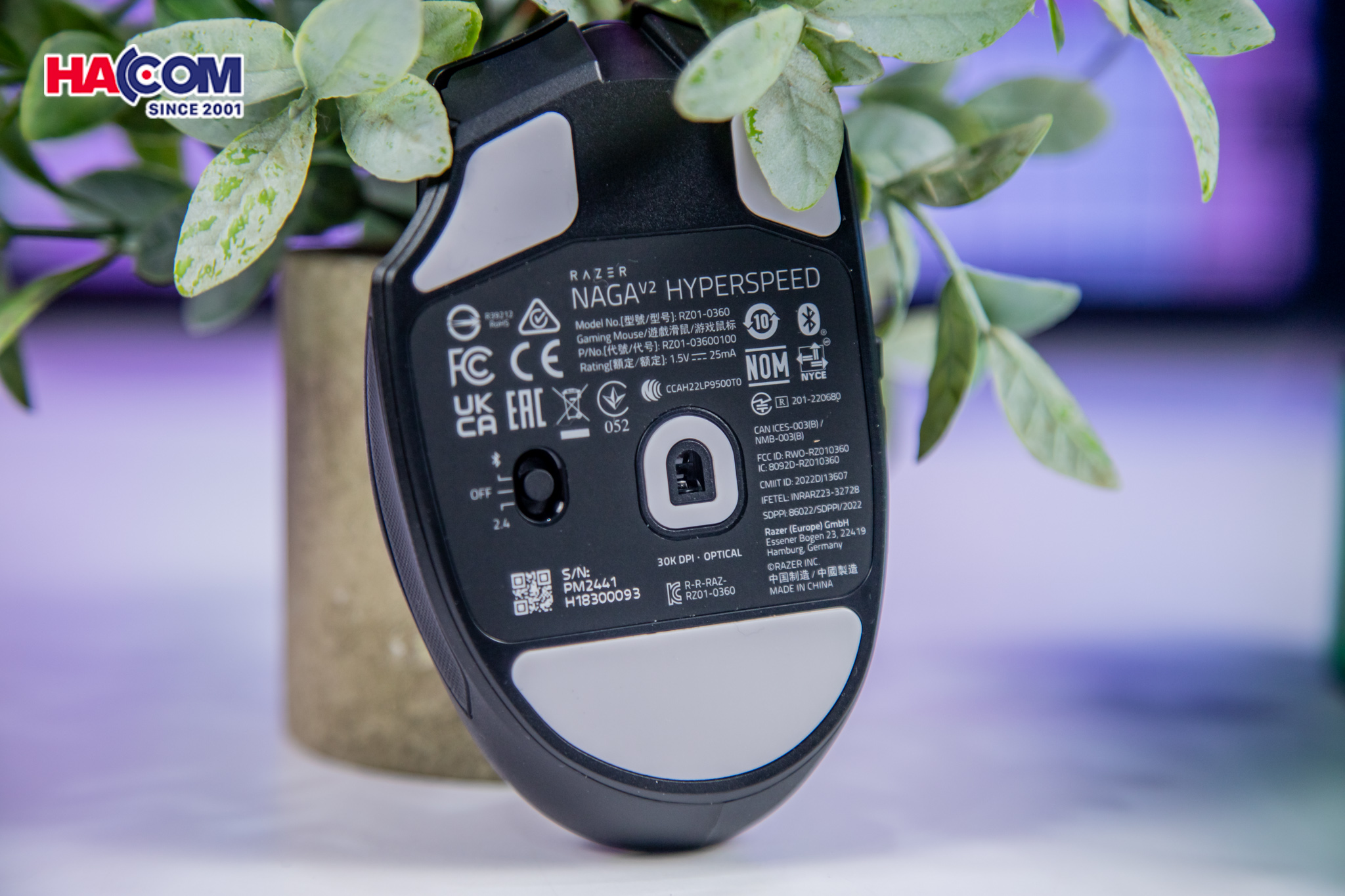 76734_chuot_gaming_khong_day_razer_naga_v2_hyperspeed___rz01_03600100_r3a1_09.jpg 14