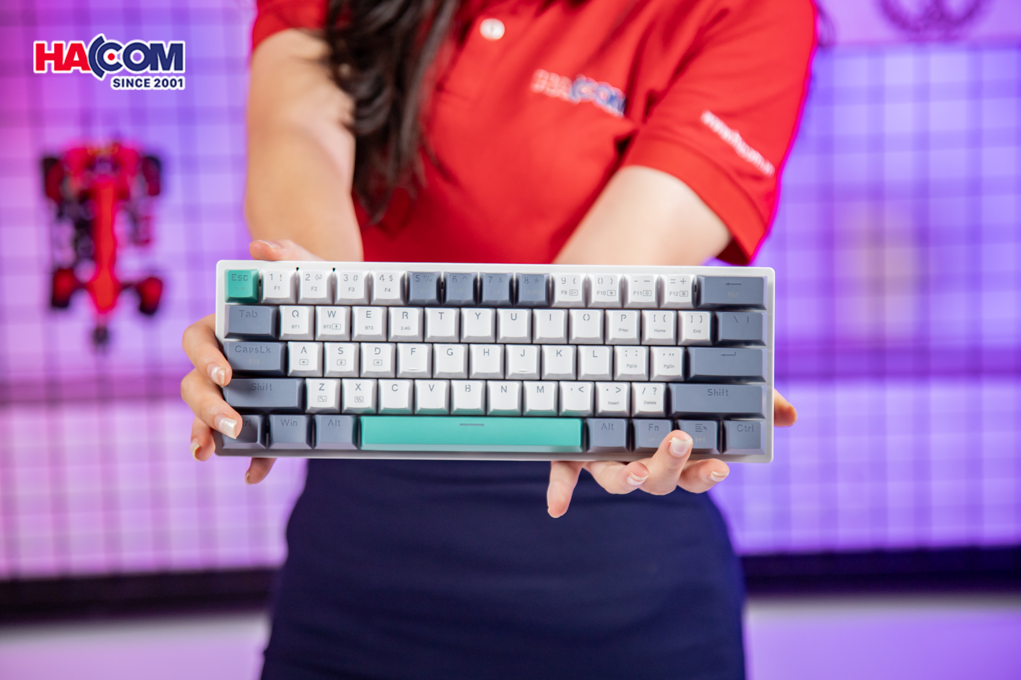 81529_ban_phim_co_machenike_k500_b61_wireless_white_grey_red_switch_led_rgb_02.jpg 2