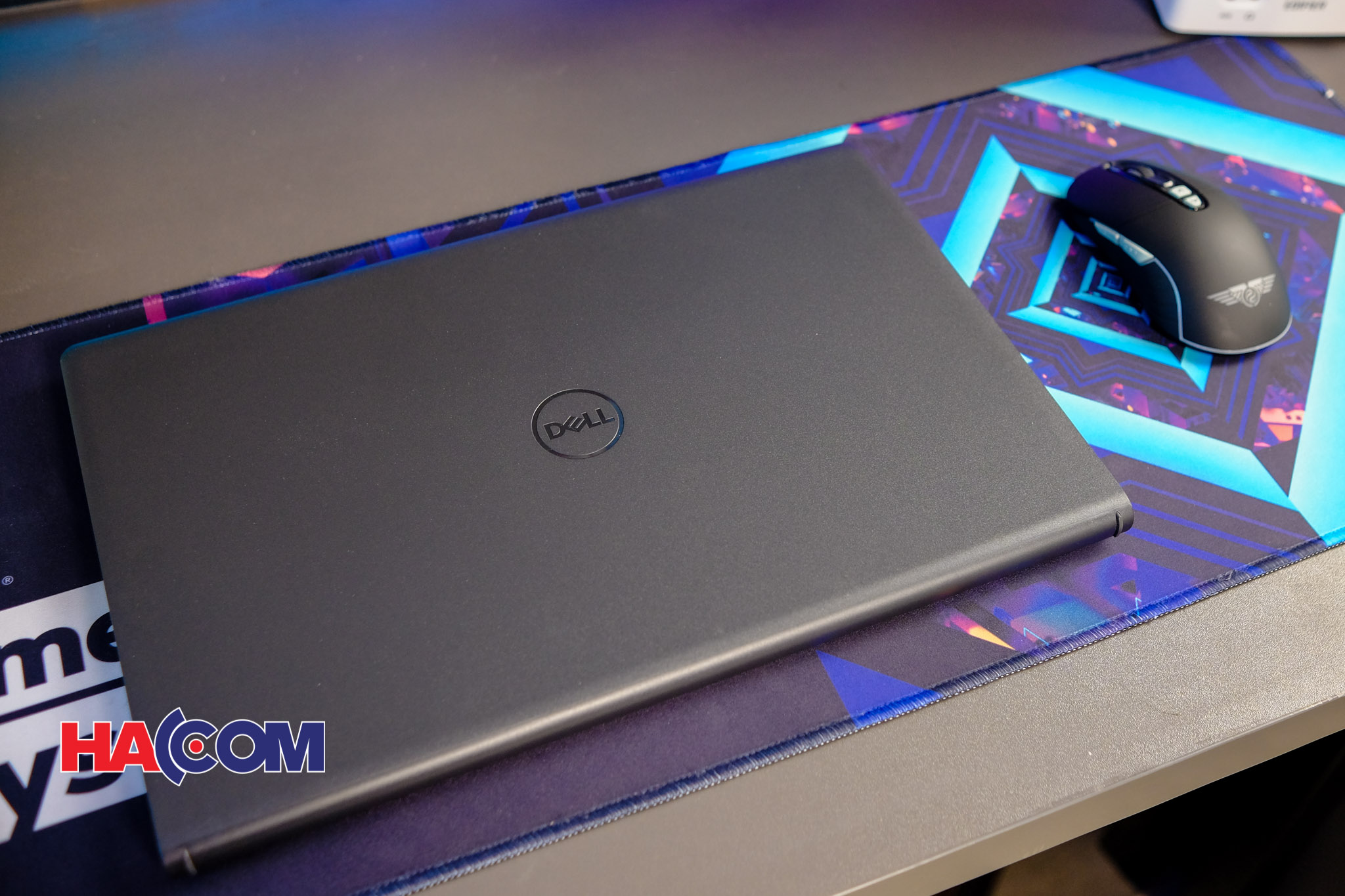 85228_laptop_dell_inspiron_3520_4.jpg 8