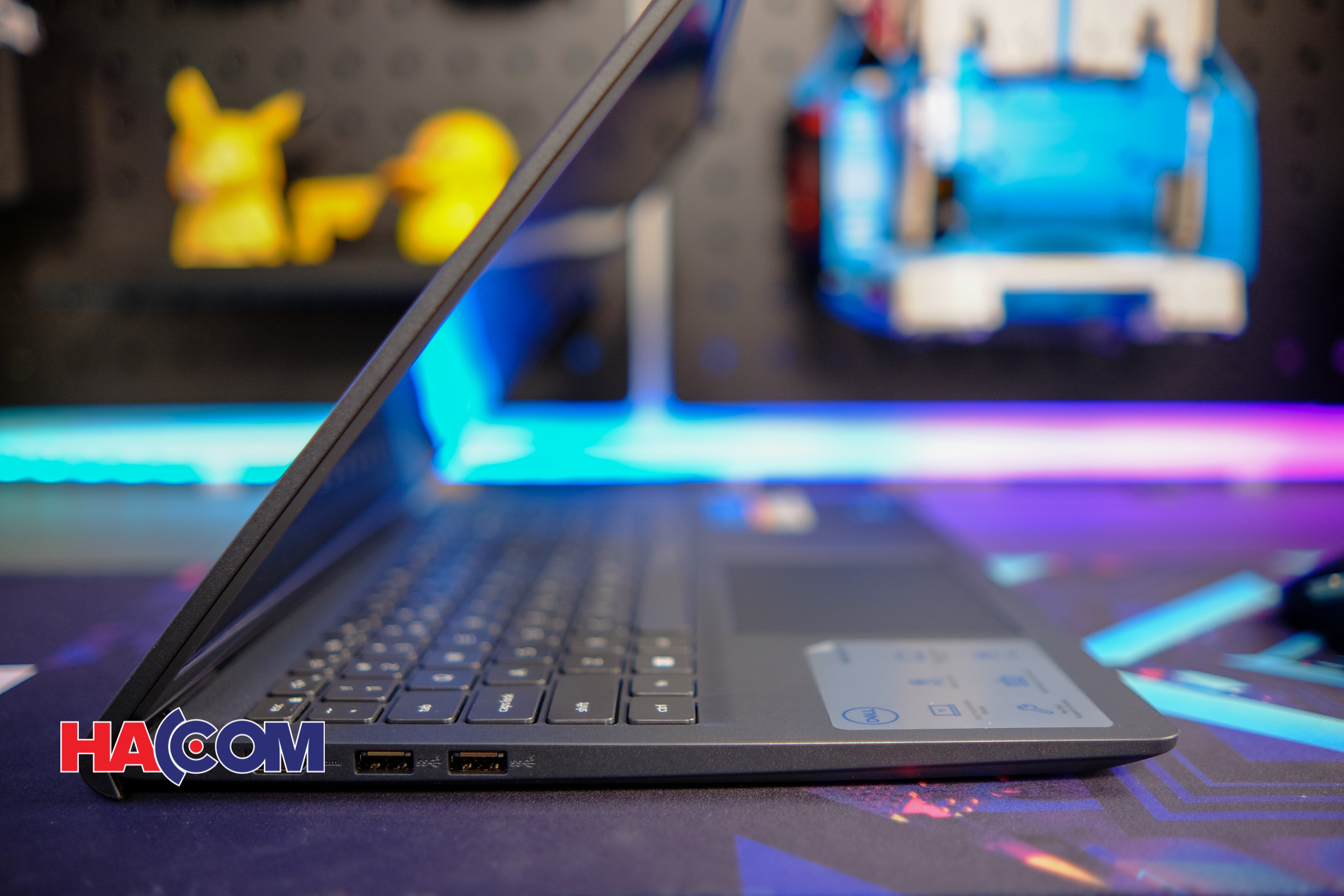 85228_laptop_dell_inspiron_3520_5.jpg 9