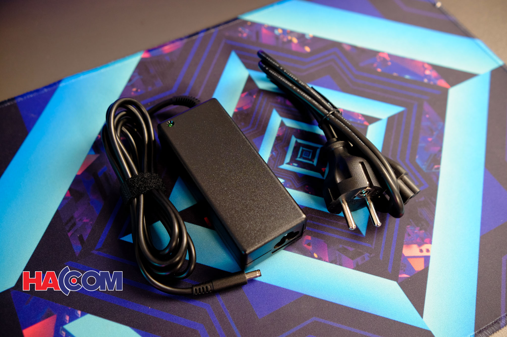 85228_laptop_dell_inspiron_3520_9.jpg 13