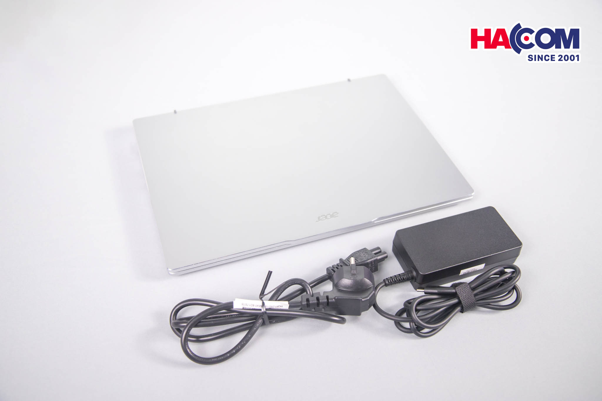 Laptop Acer Swift Go AI SFG14-73-75YM (NX.KSGSV.002) (Ultra 7-155H/16GB RAM/512GB SSD/14.0 inch OLED - Hình 7