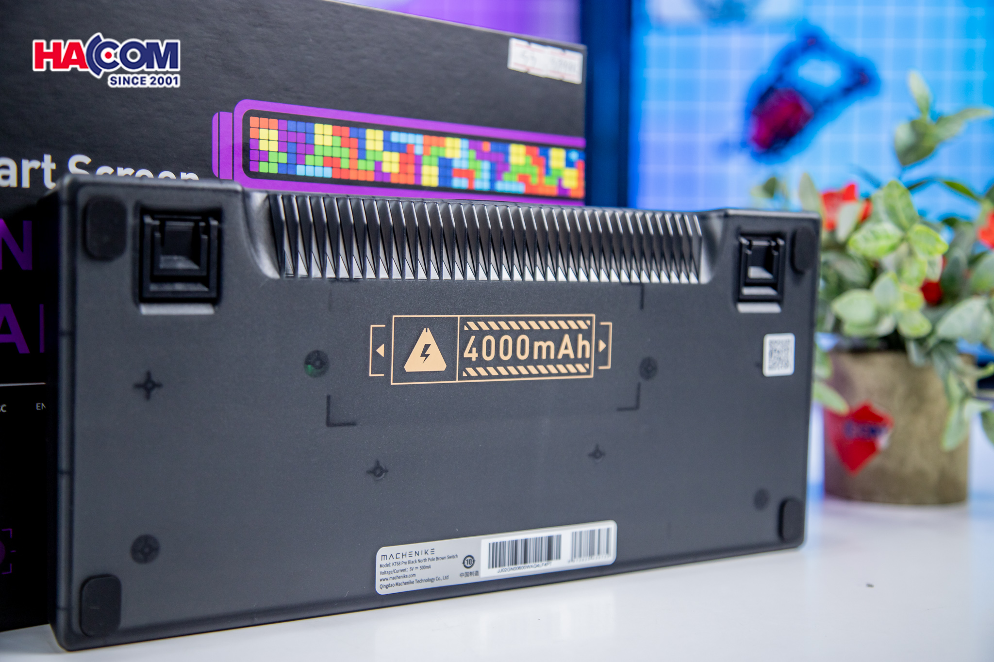 86966_ban_phim_co_machenike_kt68_pro_black_north_pole_3_mode_rgb_yellow_switch_mau_den_018.jpg 23