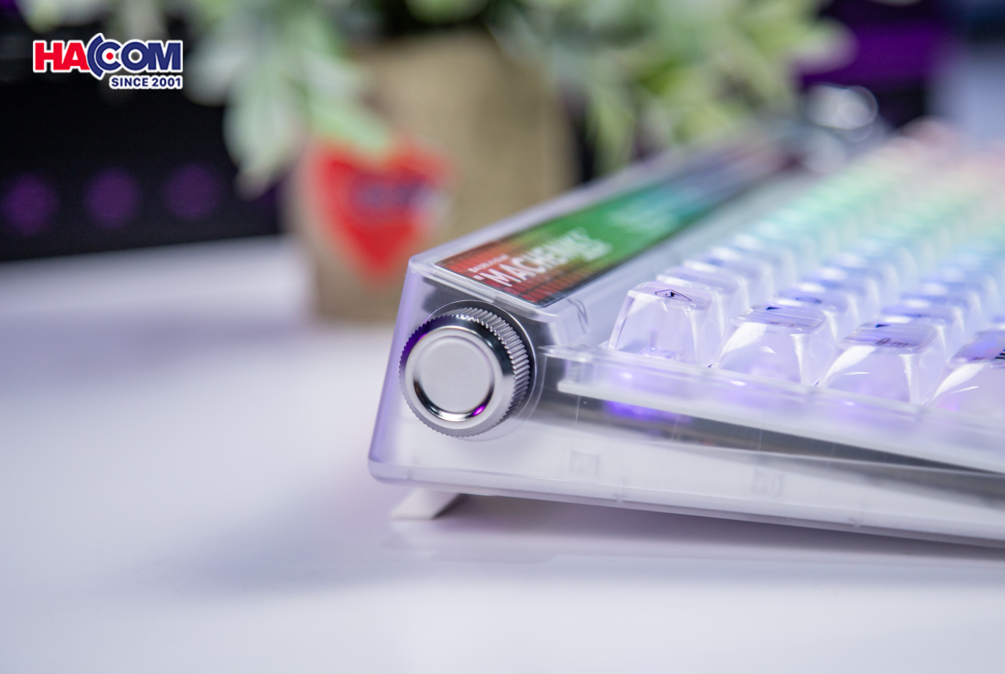 86967_ban_phim_machenike_kt68_pro_black_north_pole_brown_switch_mau_trang_013.jpg 19