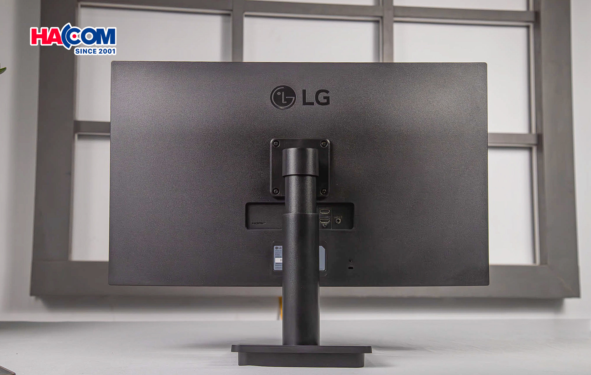 87752_man_hinh_lg_27ms550_photo_4.jpg 10