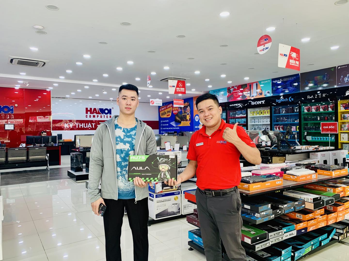 88877_506349149_1263501472446923_1454689779437655355_n.jpg 18