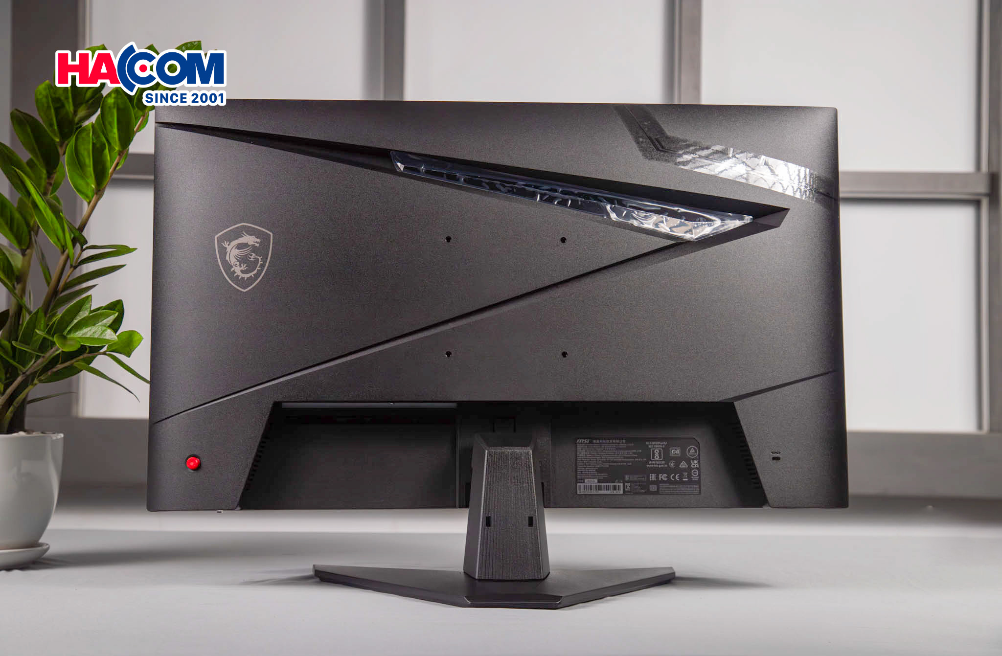 90247_man_hinh_msi_mag_274f_photo_4.jpg 9