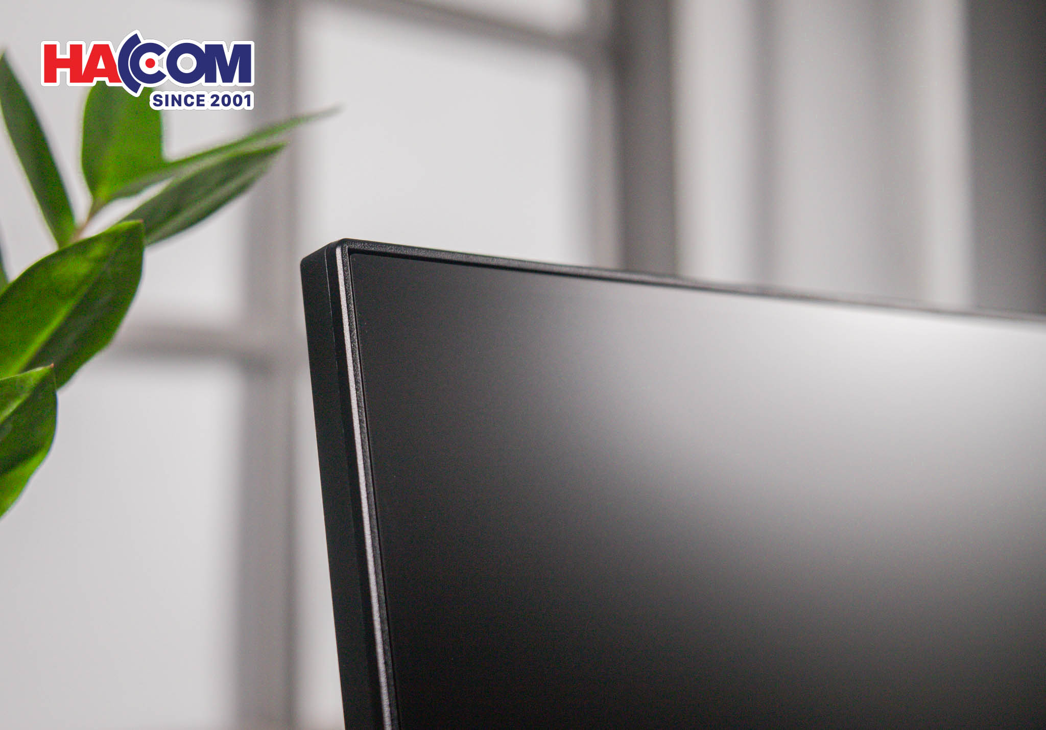 90247_man_hinh_msi_mag_274f_photo_7.jpg 7