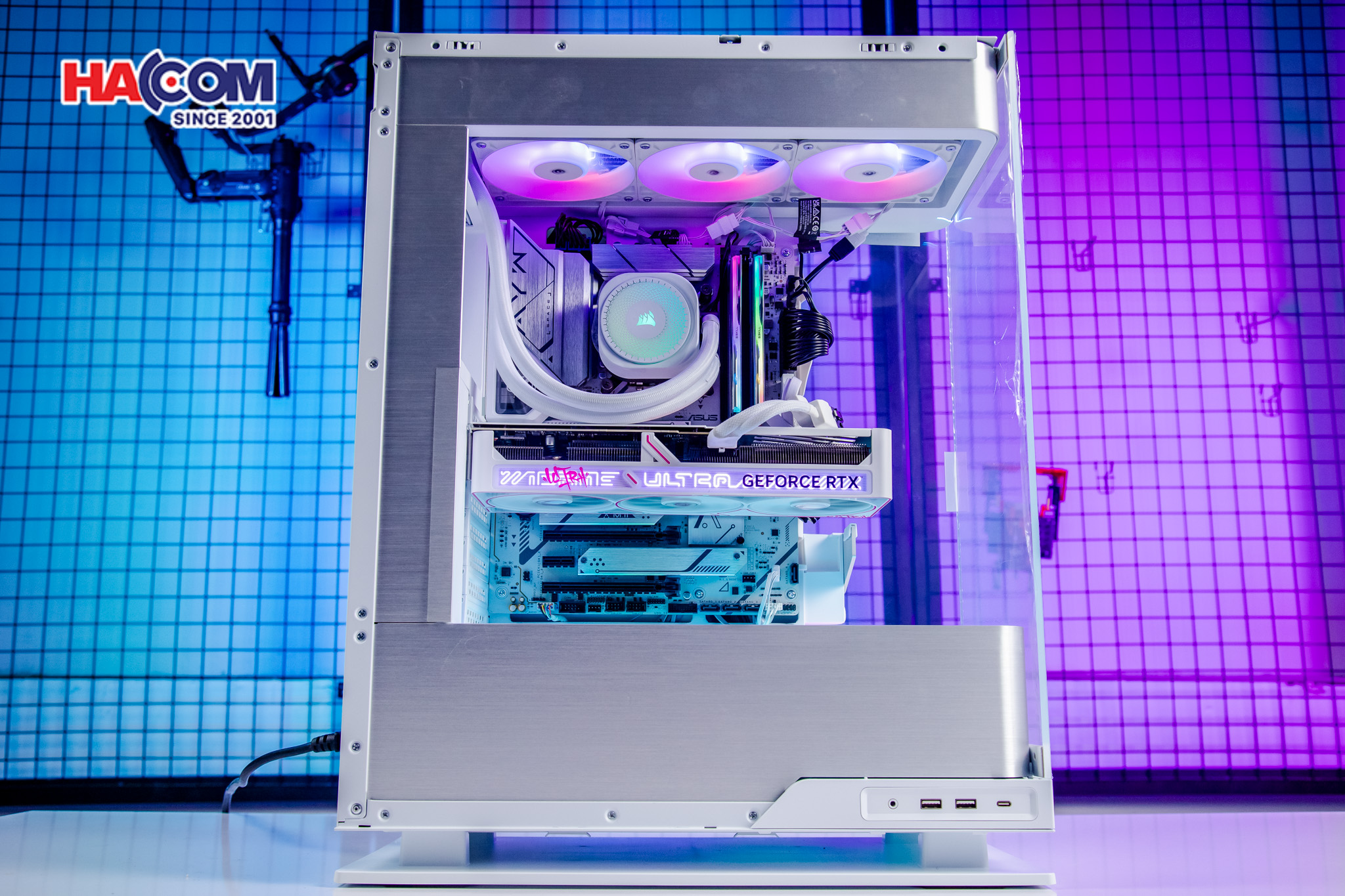 91079_pc_hacom_platinum_010_intel_i7_14700f_vga_rtx_5070_artic_03.JPG 3