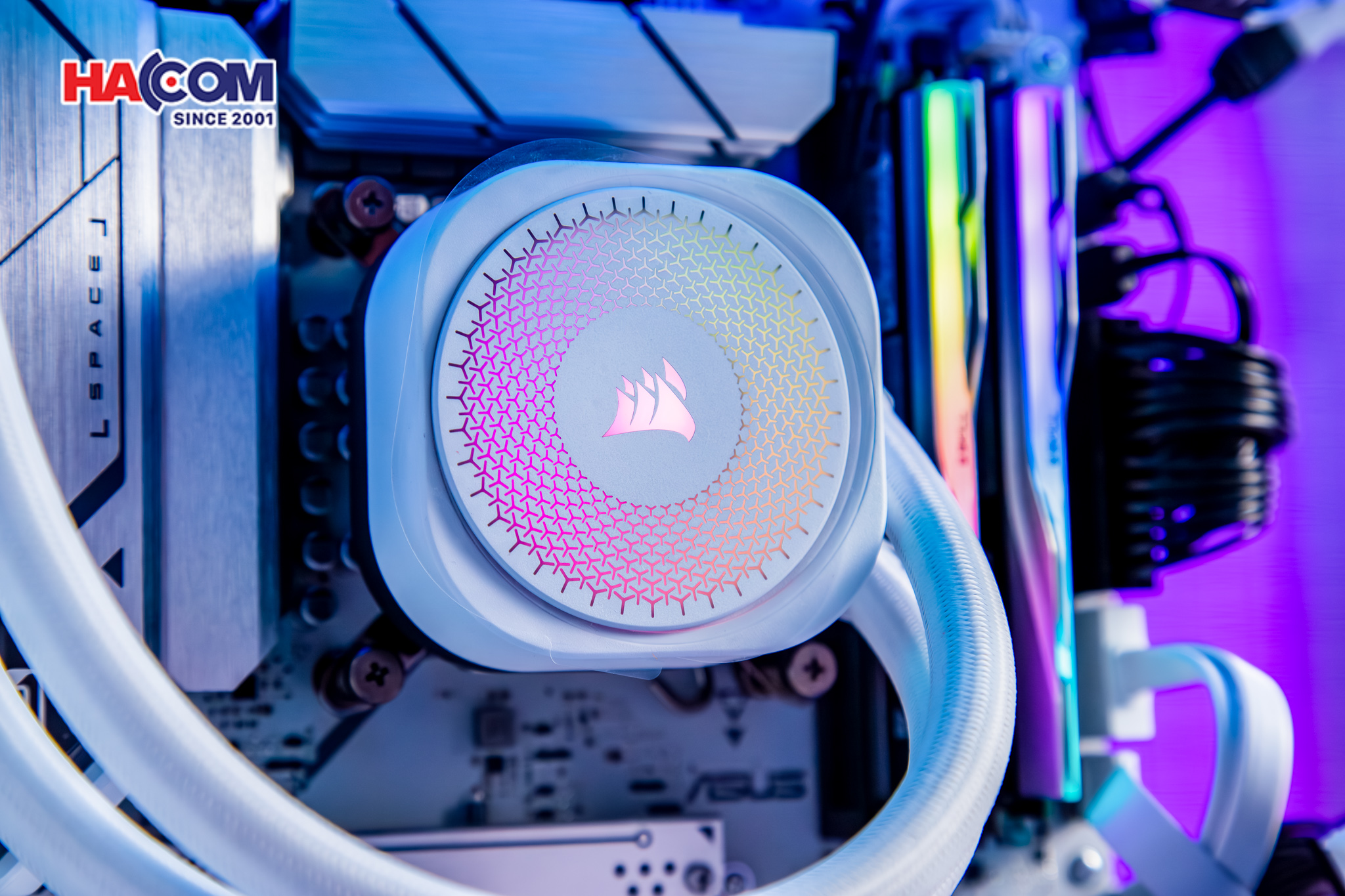 91079_pc_hacom_platinum_010_intel_i7_14700f_vga_rtx_5070_artic_06.JPG 6