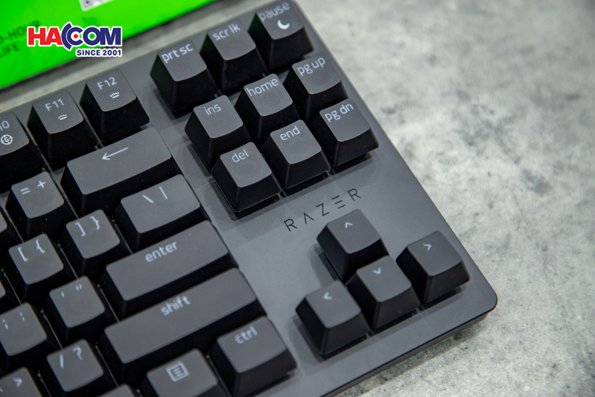 93089_ban_phim_game_khong_day_razer_deathstalker_v2_pro_tenkeyless_low_profile_optical_rgb_usb_linear_red_sw_rz03_04370100_r3m1_06.JPG 11